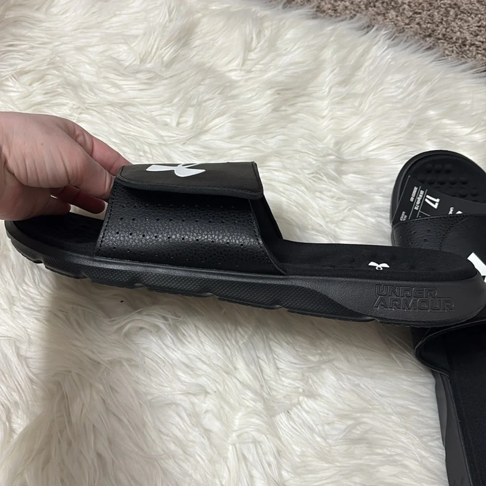 NEW In Packaging Under Armour Black White Men’s Size 17 Slides